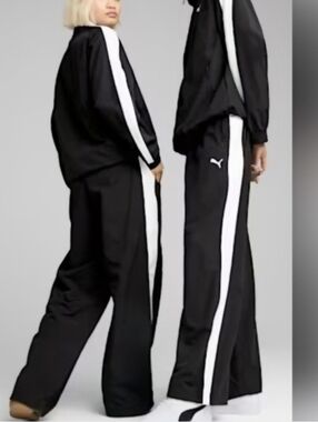 UNISEX...Puma Black and White Tracksuit..SIZE:S